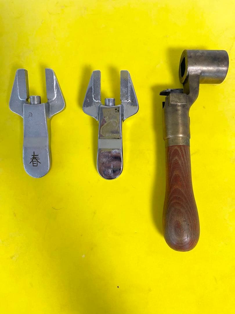 鉄道放出品 ブレーキ弁ハンドル・逆転機ハンドルセット 日本エアブレーキ社