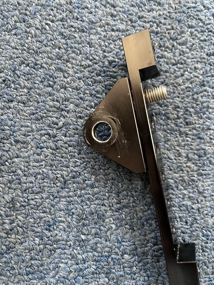 激レア‼️zrx400 アルミ削り出し 可変リアウインカーステー