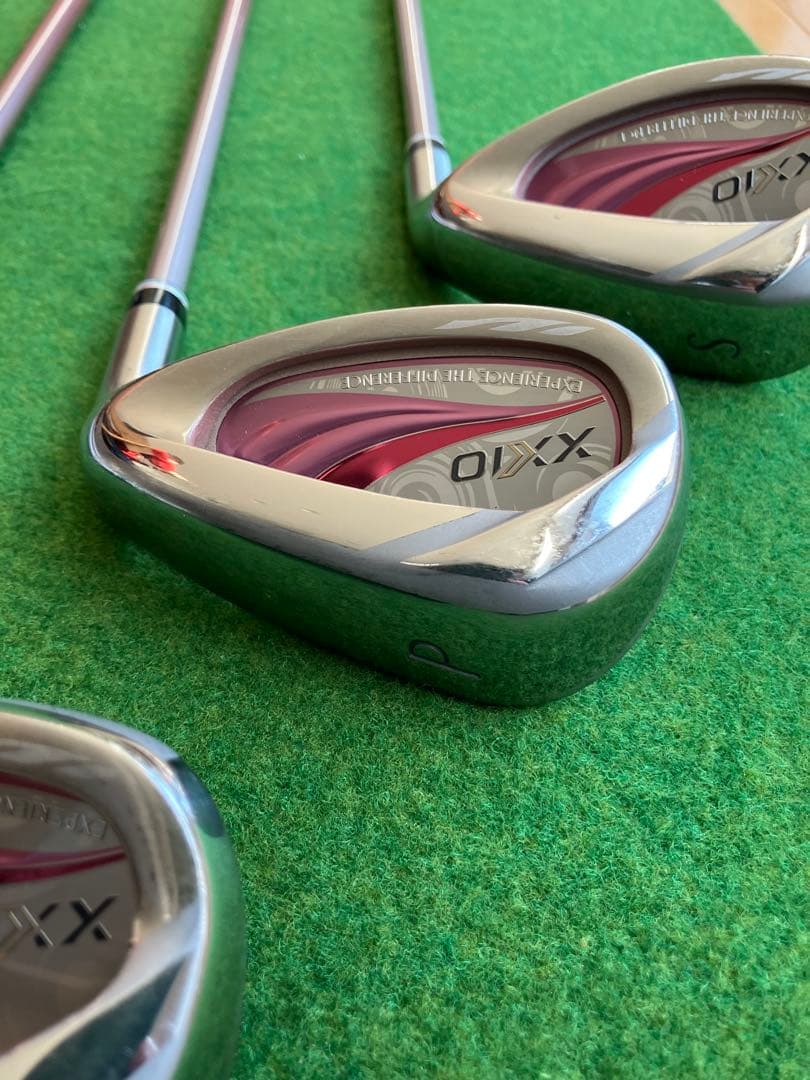 ゼクシオ11 ドライバーアイアンセット レディース1W 7-9 P S