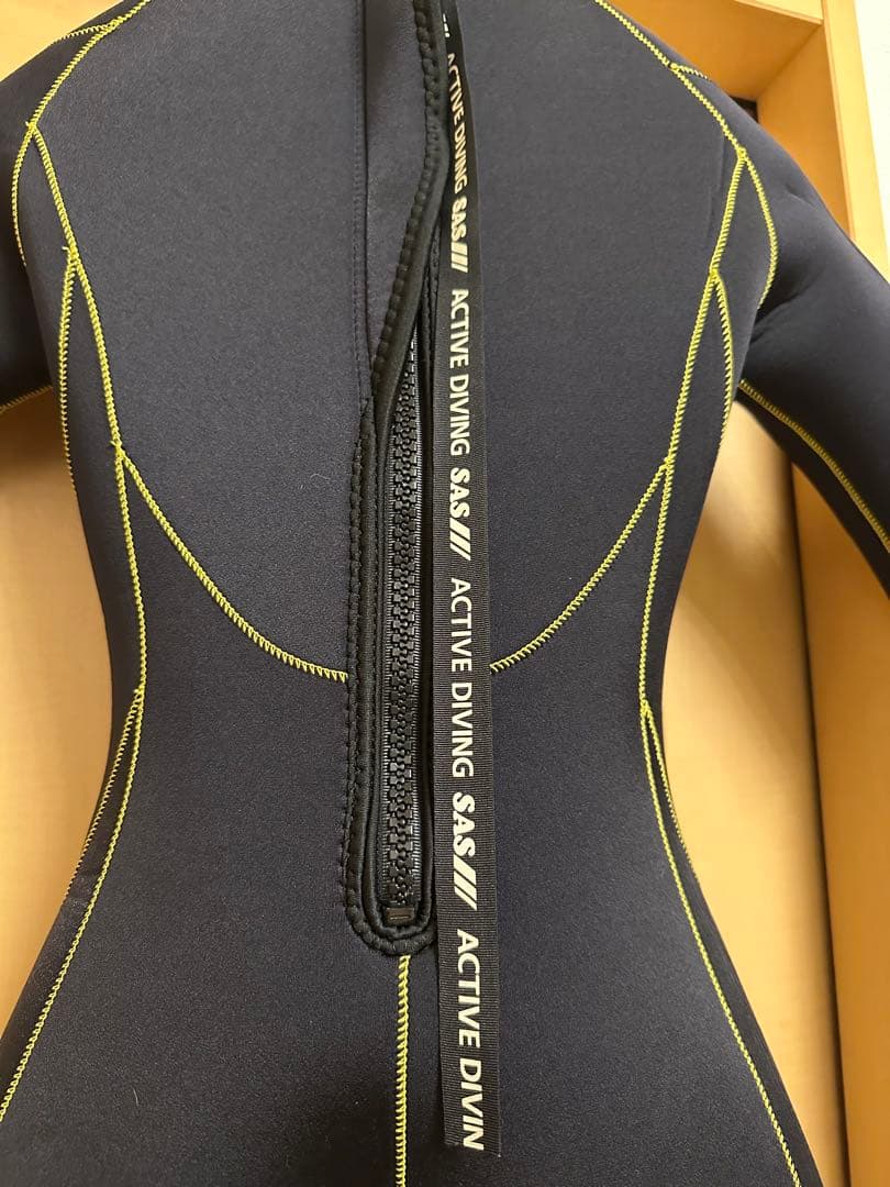 ACTIVE DIVING SAS フルウェットスーツ