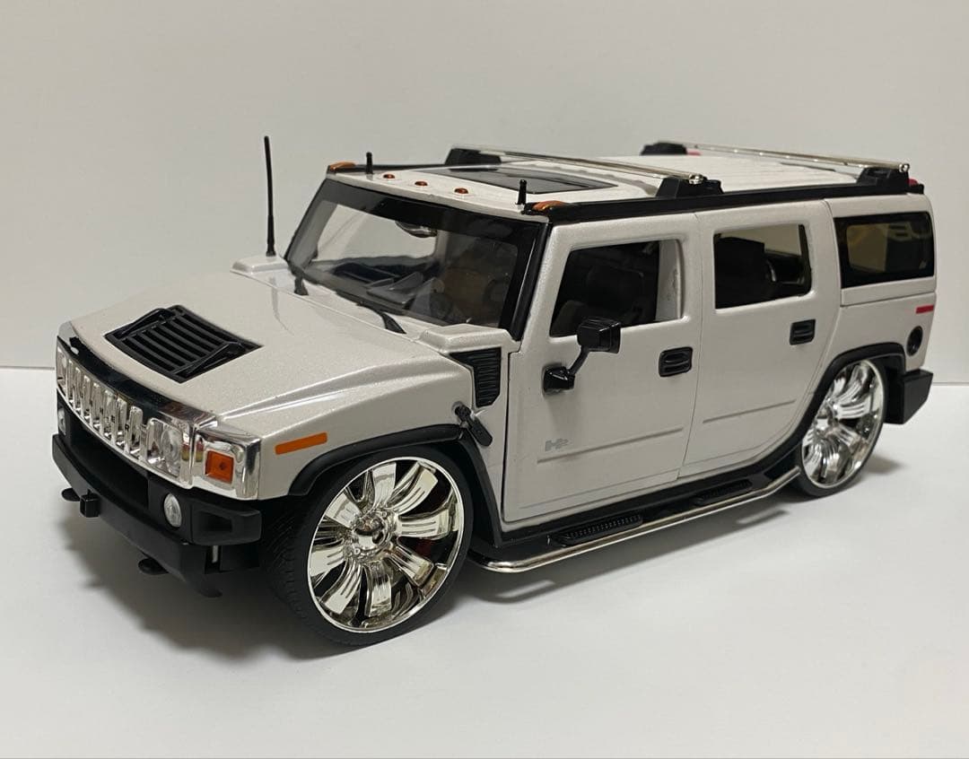 美品　1/18 アメ車　ミニカー　ハマー　H2 DUB スピナーホイール