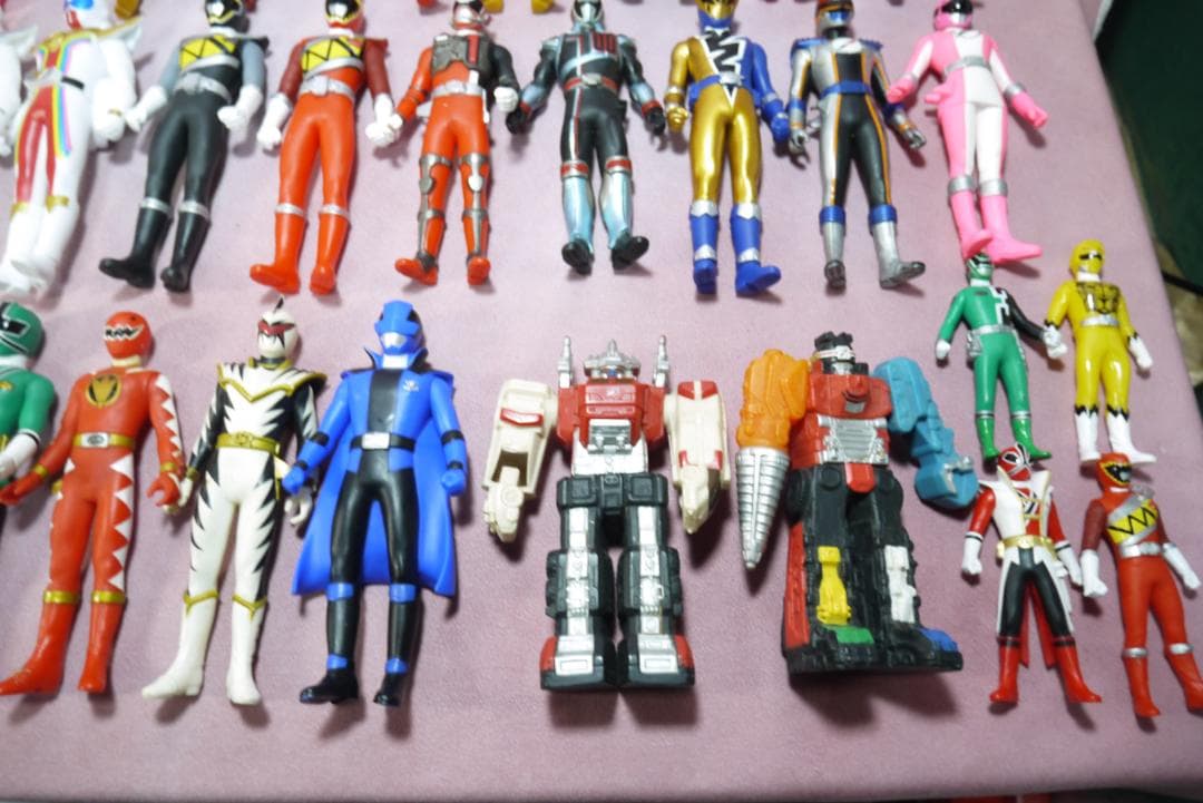 スーパー戦隊シリーズ　ソフビヒーロー　など　67体
