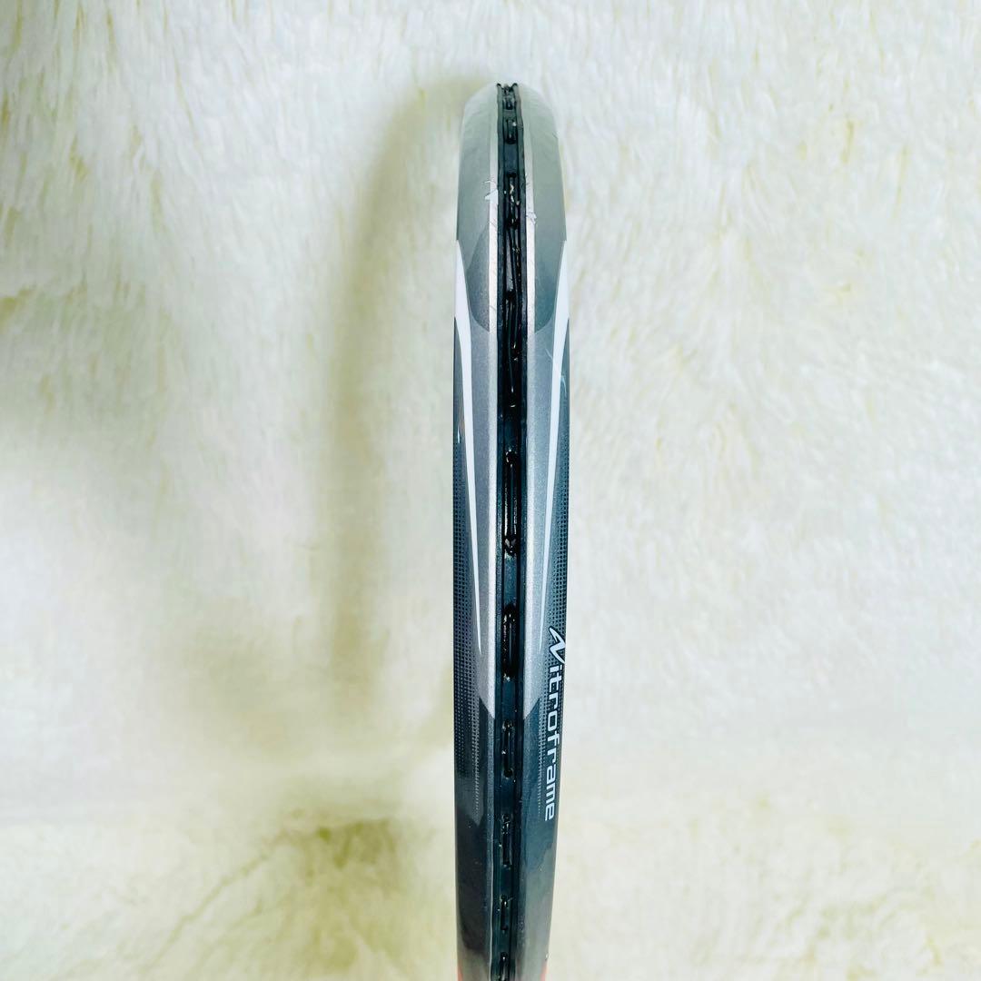 美品　YONEX NEXIGA 70V LIMITED EDISION