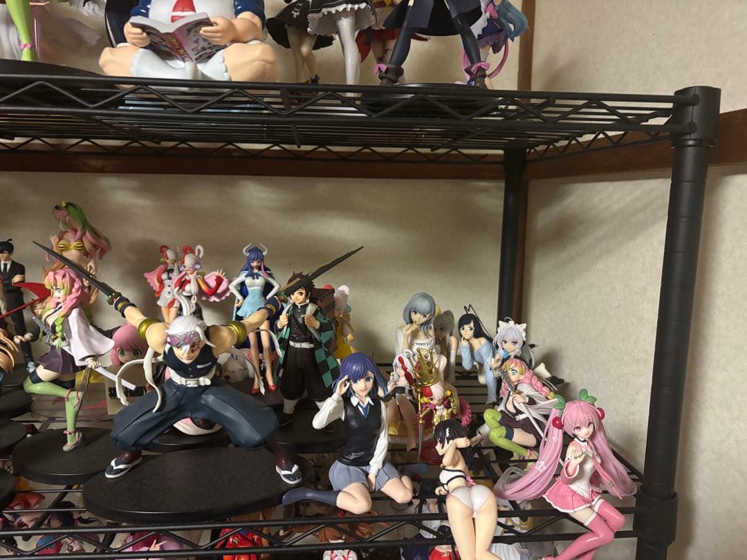 最終値下げキャラクターフィギュア127体まとめ売り