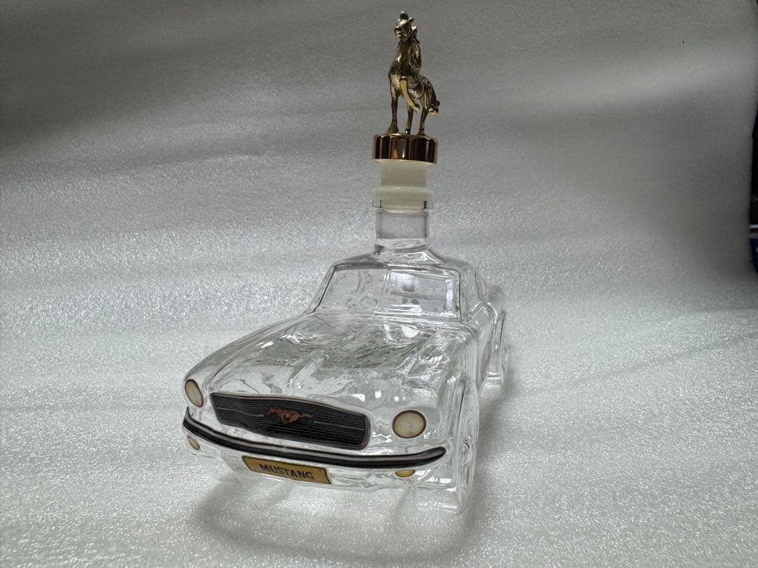 レア!! Mustang ウイスキーボトル ガラス製 マスタング　フォード