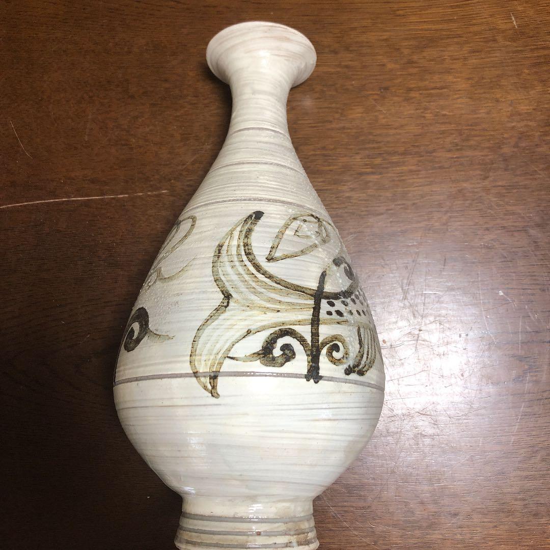 粉青沙器鉄絵唐草魚文瓶李朝写し