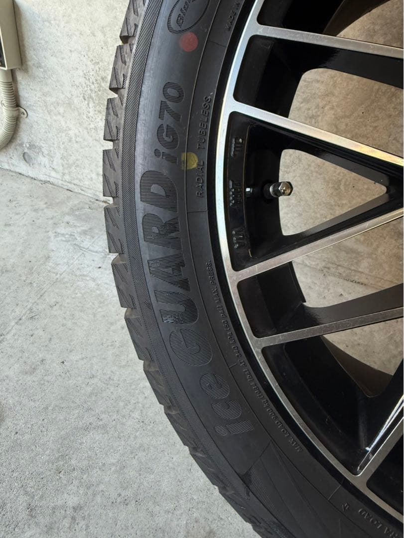 ヨコハマタイヤ　スタッドレス