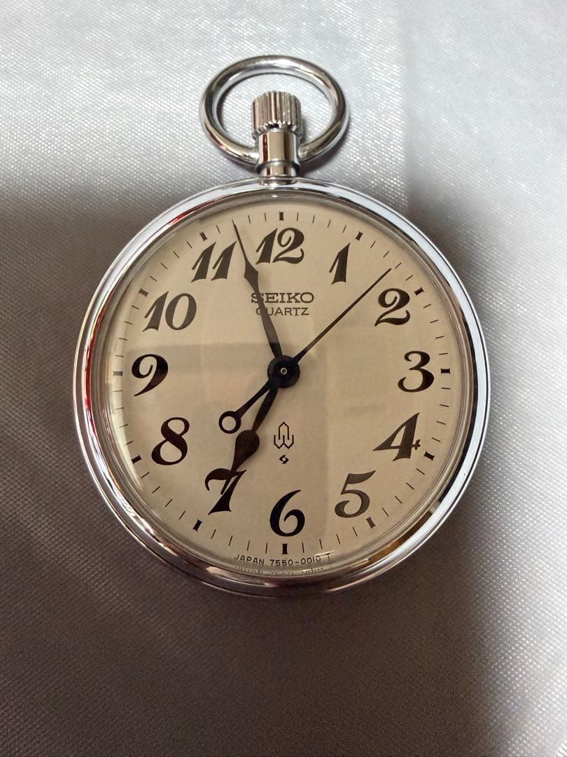 SEIKO クォーツ懐中時計 ホワイト文字盤