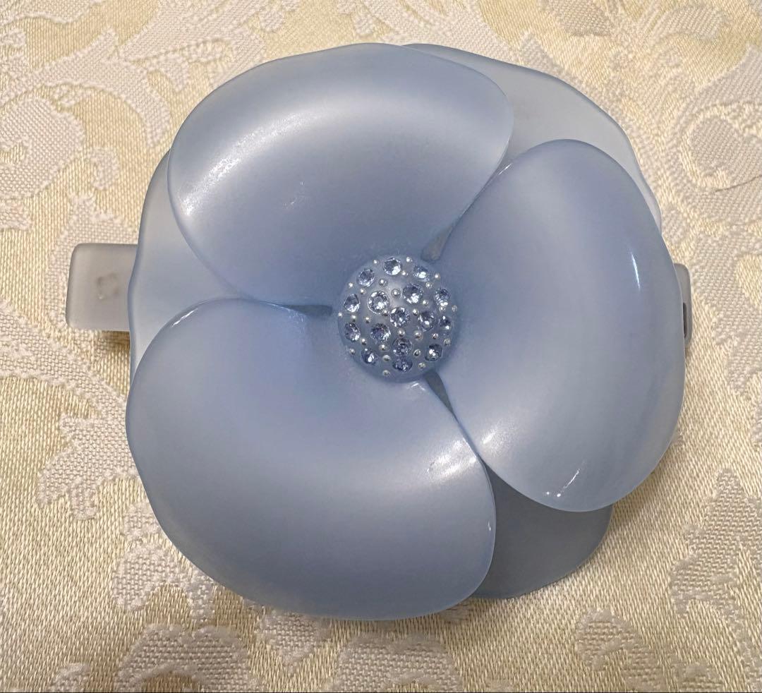 【★那菜】美品✨アレクサンドルドゥパリ カメリアバレッタ アイスブルー