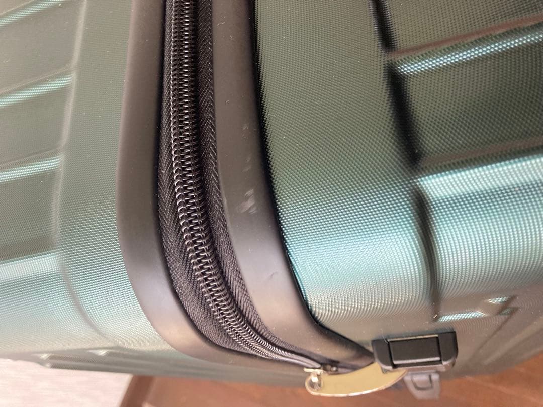 現役客室乗務員監修 スーツケース　4.2kg 92.5L グリーン L