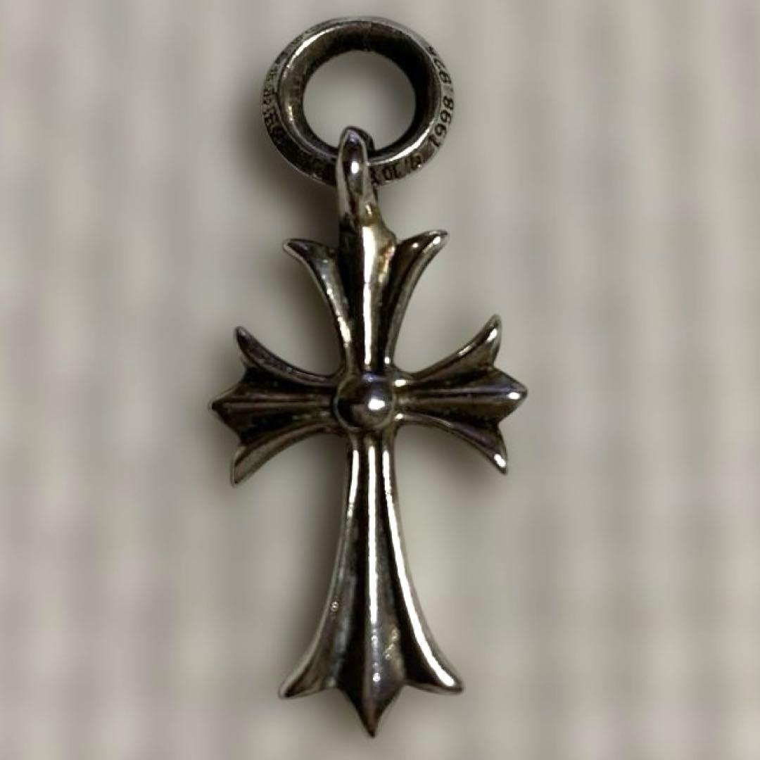 クロムハーツ　タイニークロスチャーム