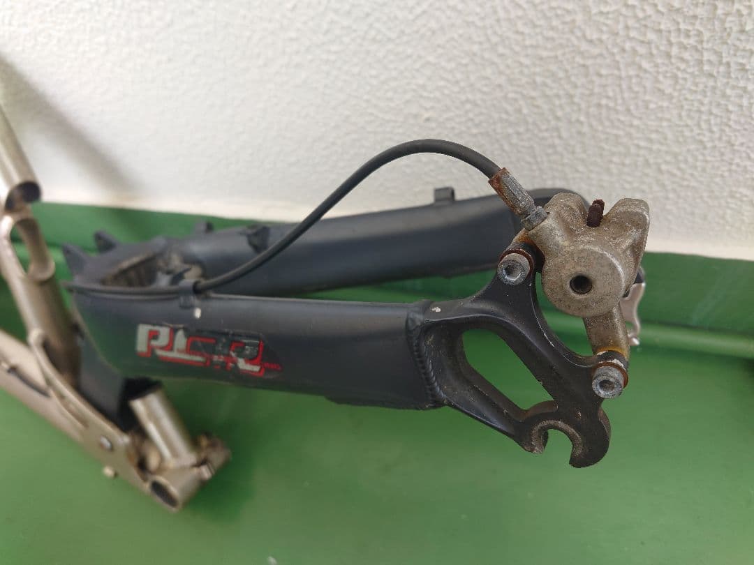 ダウンヒル　MUDDY FOX ARAYA　フレーム