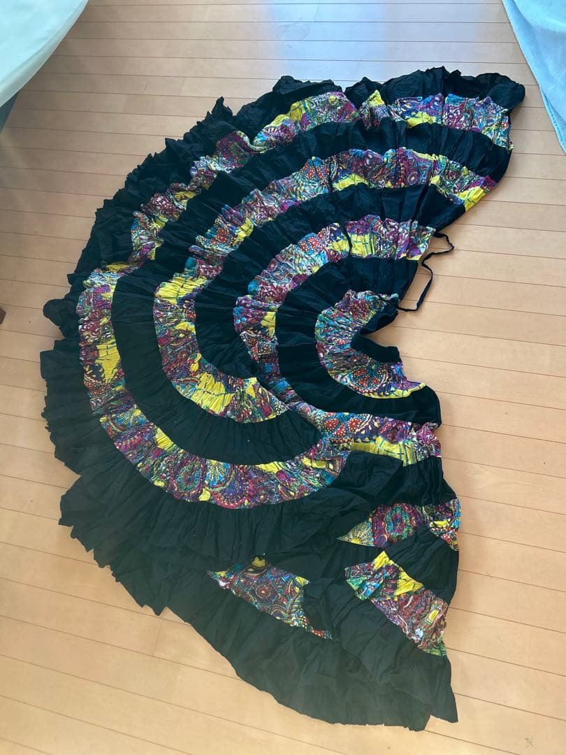 ベリーダンス　ジプシースカート　25ヤード　フリル　ブラック