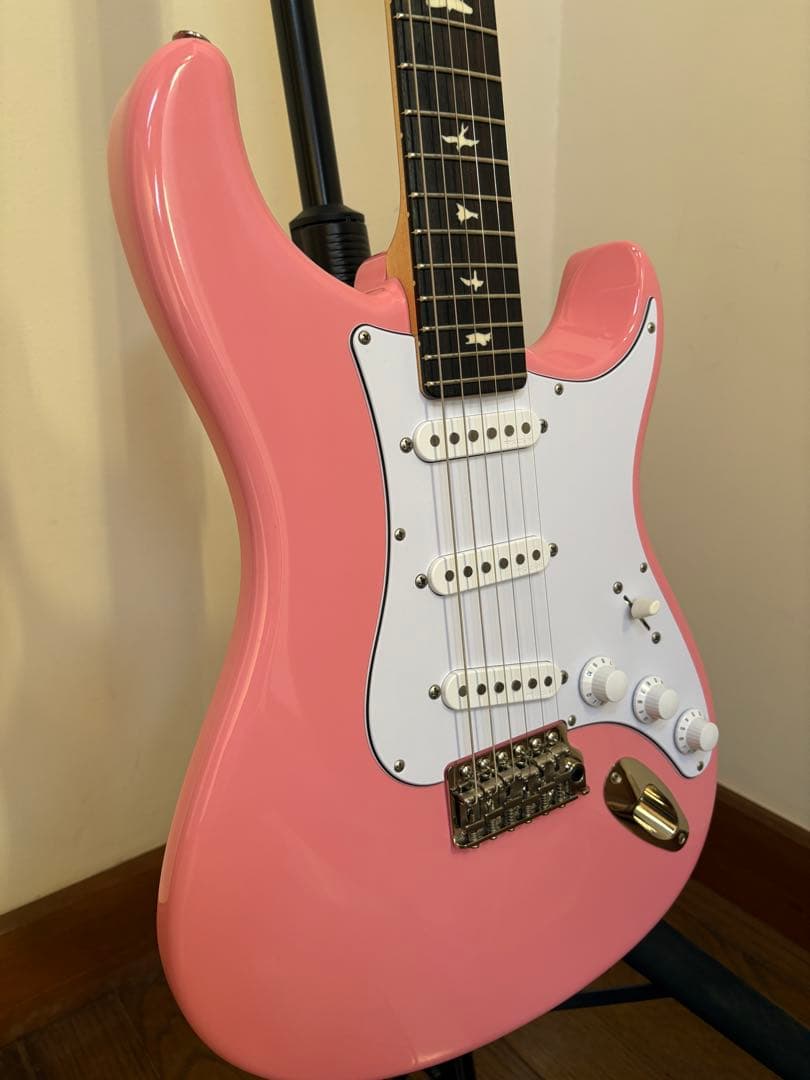 ギター PRS Silver Sky Roxy Pink