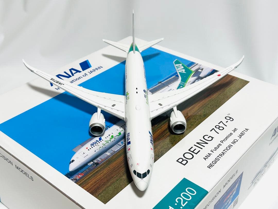 全日空商事 1/200 ANA B787-9 NH20220