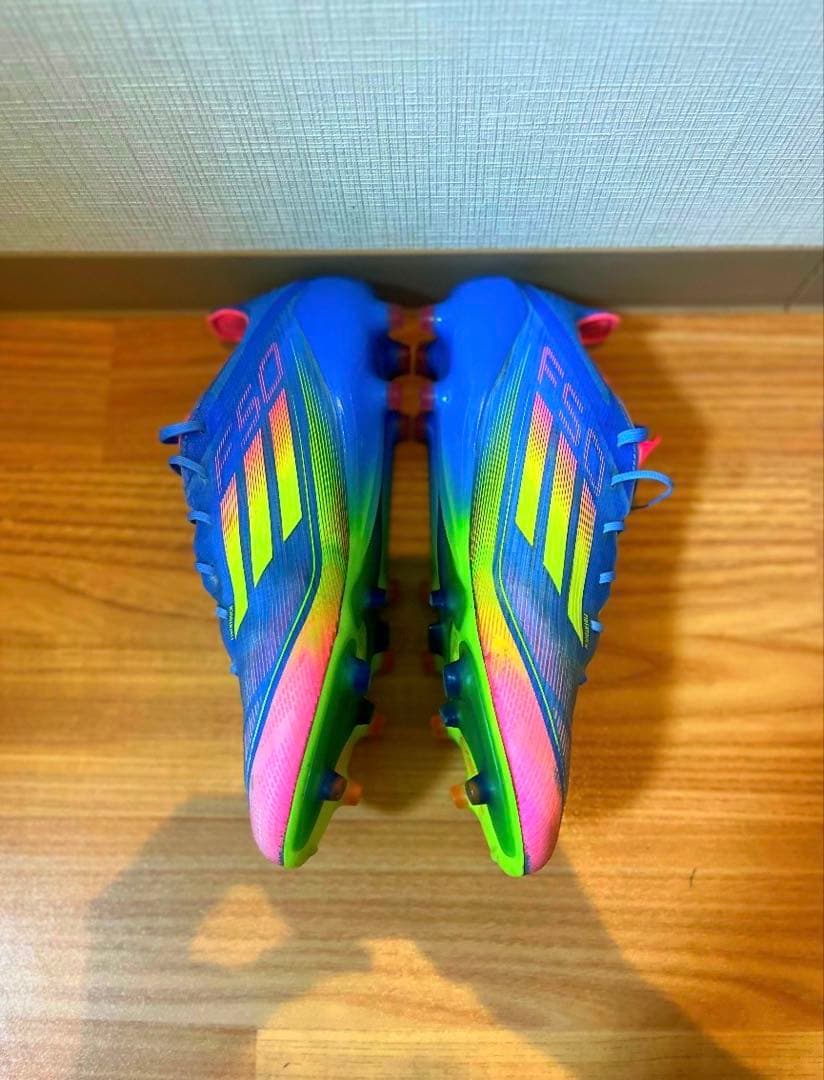 シューズ F50