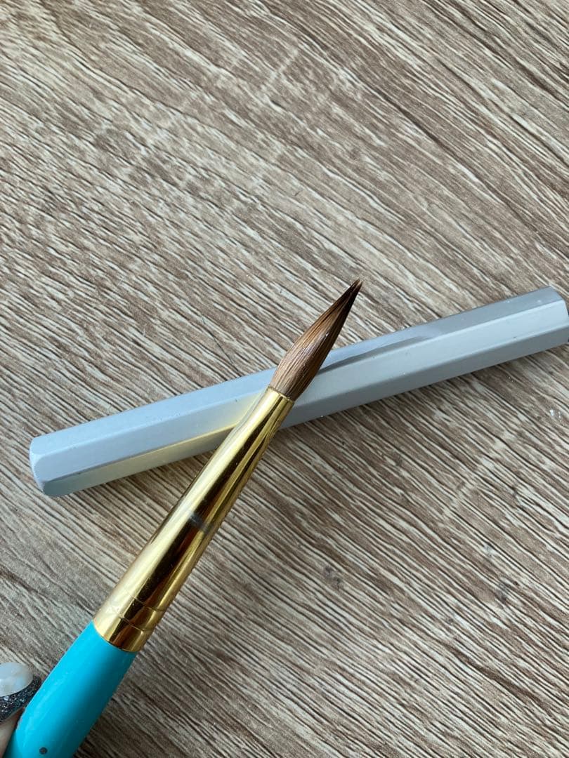 More Couture モアクチュール アクリルブラシ