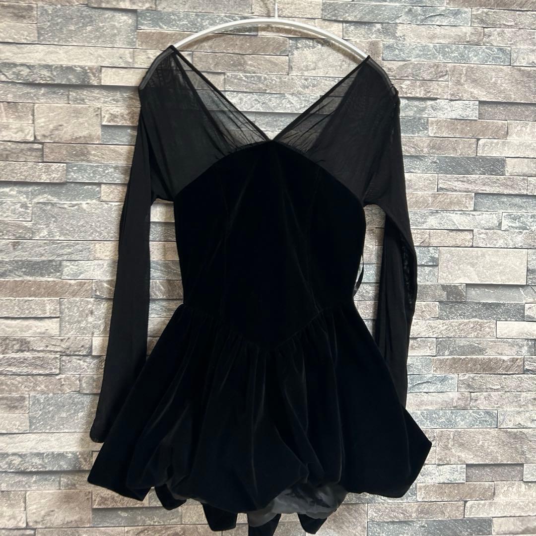 ベロアビスチェバルーントップス　ポローラ　polaura