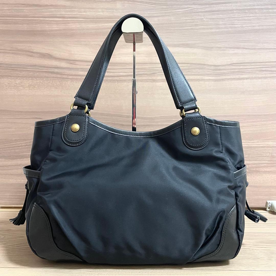 未使用級・超格安/バーバリーブルーレーベル　トートバッグ　ブラック　ナイロン