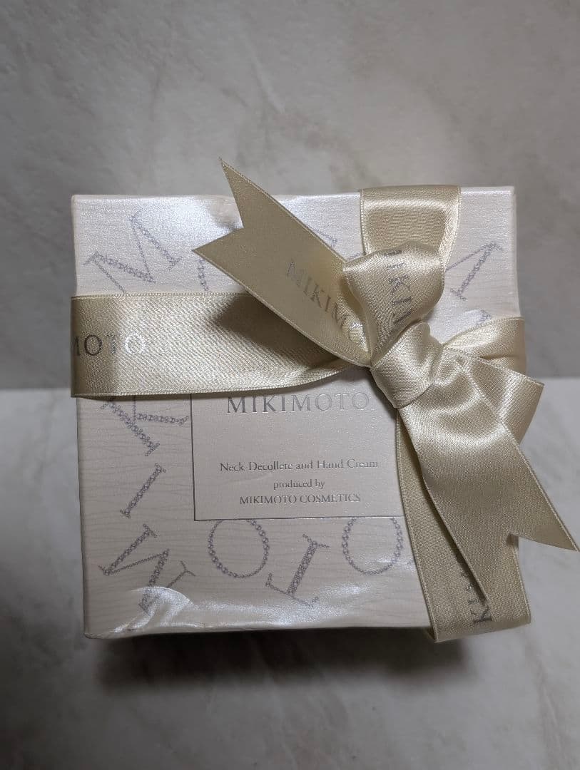 MIKIMOTO ネック・デコルテ・ハンドクリーム 90g