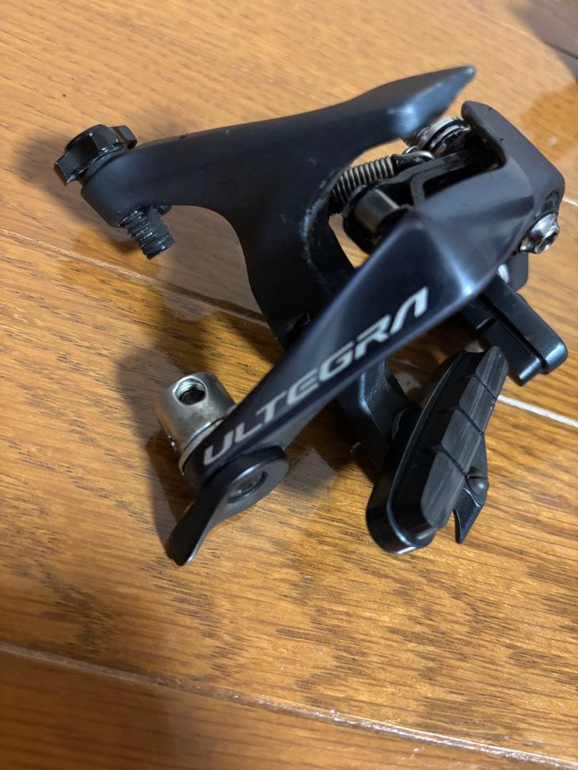 SHIMANO ULTEGRA BR-R8010ダイレクトマウントブレーキセット