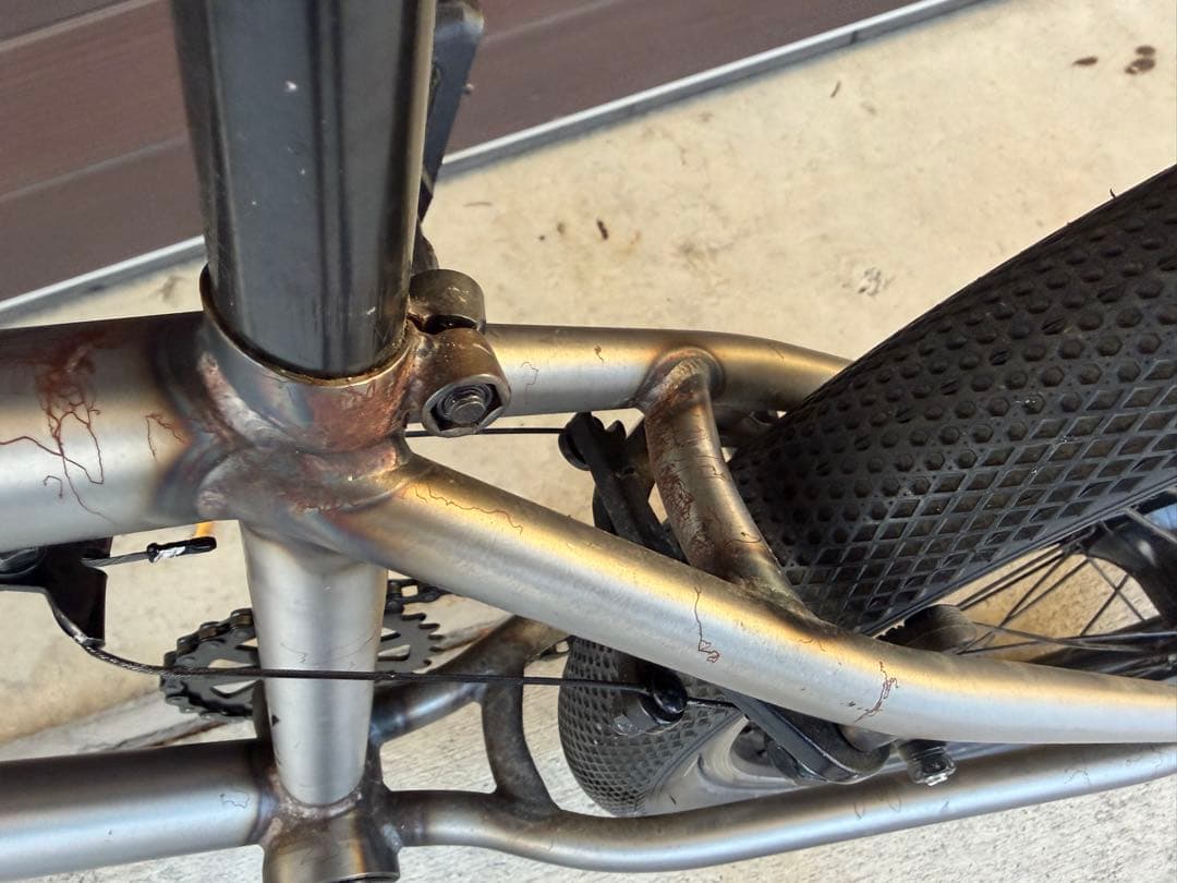 BMX CULT gateway 20インチ　シルバー、ブラック