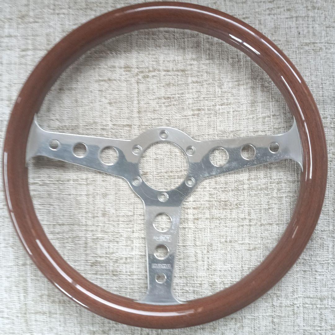 ウッドハンドル、momoです。 外径34,5か35位です。