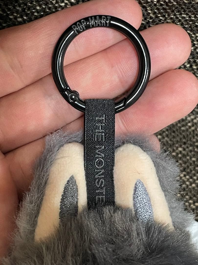 ポップマート ザ モンスターズ (ラブブ) ビッグイントゥエナジー アイディ