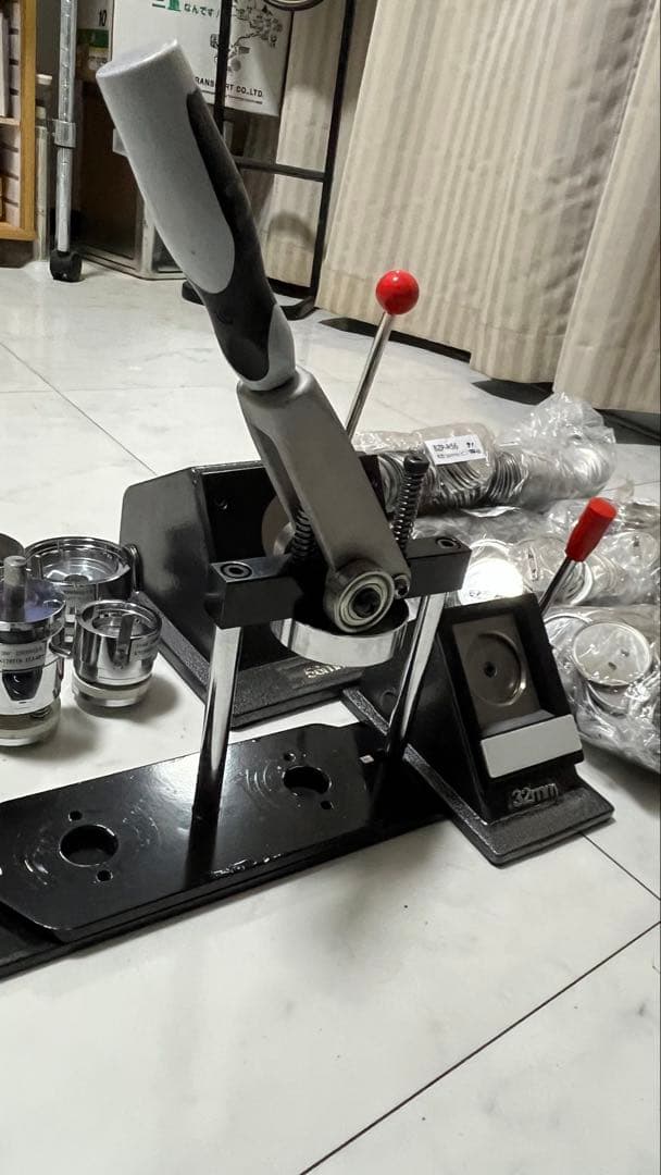 缶バッジマシーンセット56mmカット 32mmカット Zピン56mmx557個