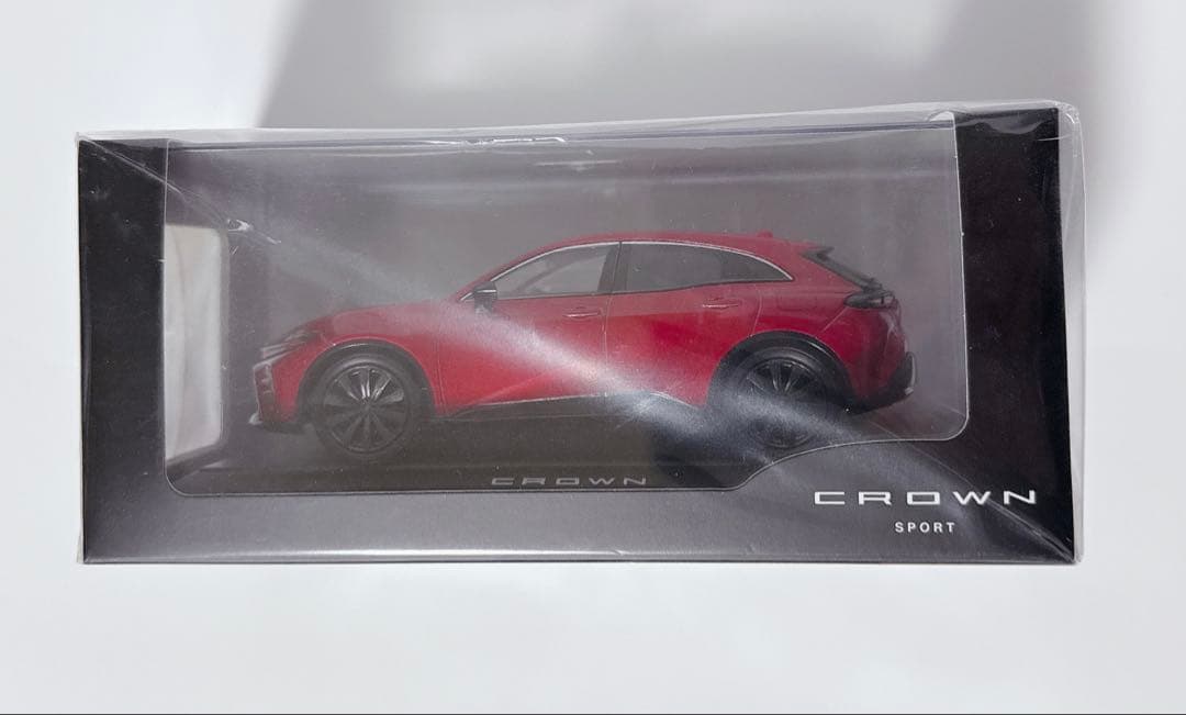 【非売品.未開封】◆クラウンスポーツ◆ミニカー 1／30スケール　非売品