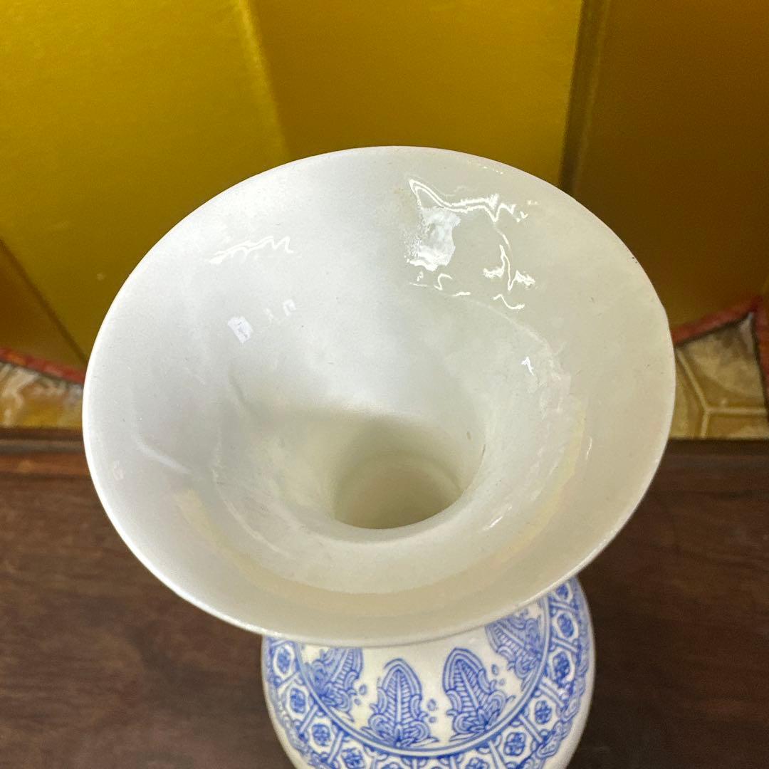 中国，景德镇，青白釉風景画花瓶