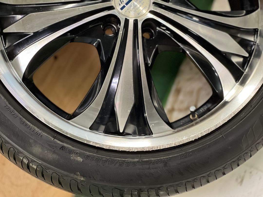19インチ ホイールセット セイバーリング タイヤ付き