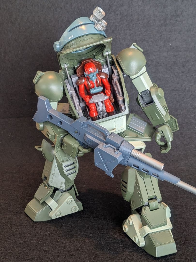 スコープドッグATM-09-ST　1／20スケール　プラモデル　未塗装完成品