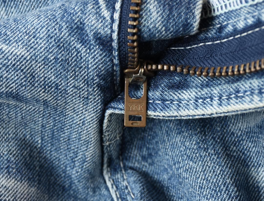 DENIM BY VANQUISH & FRAGMENT リペア加工デニムパンツ