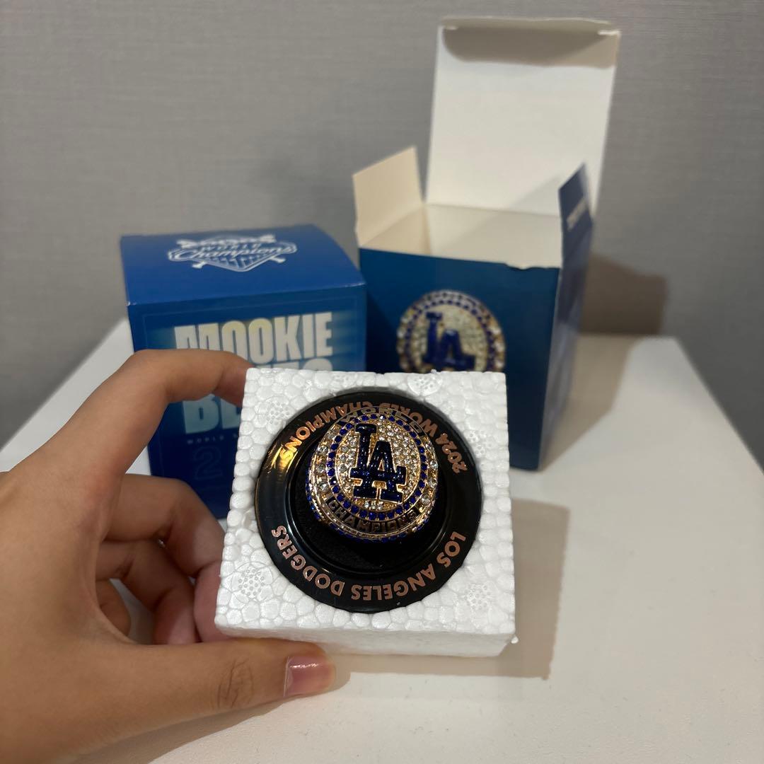 ムーキーベッツ 記念リング [8/25 ドジャースタジアム来場者限定配布]