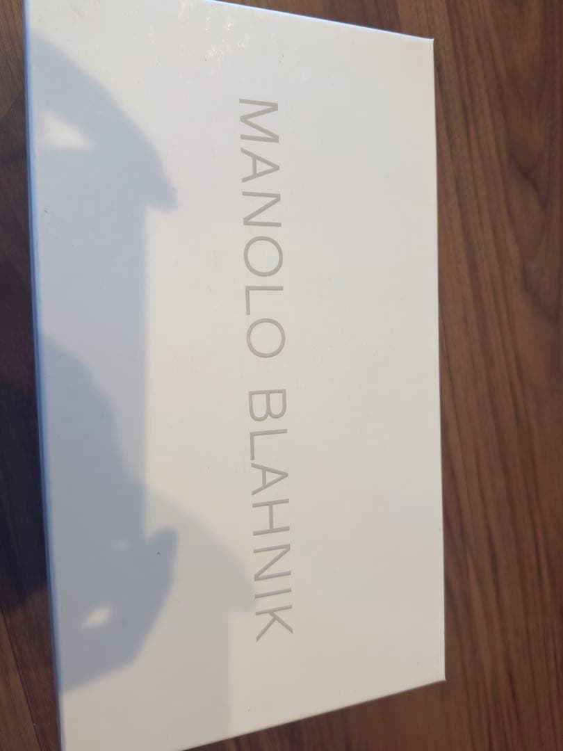 【美品】マノロブラニク Bordosli スエード ディープブルー