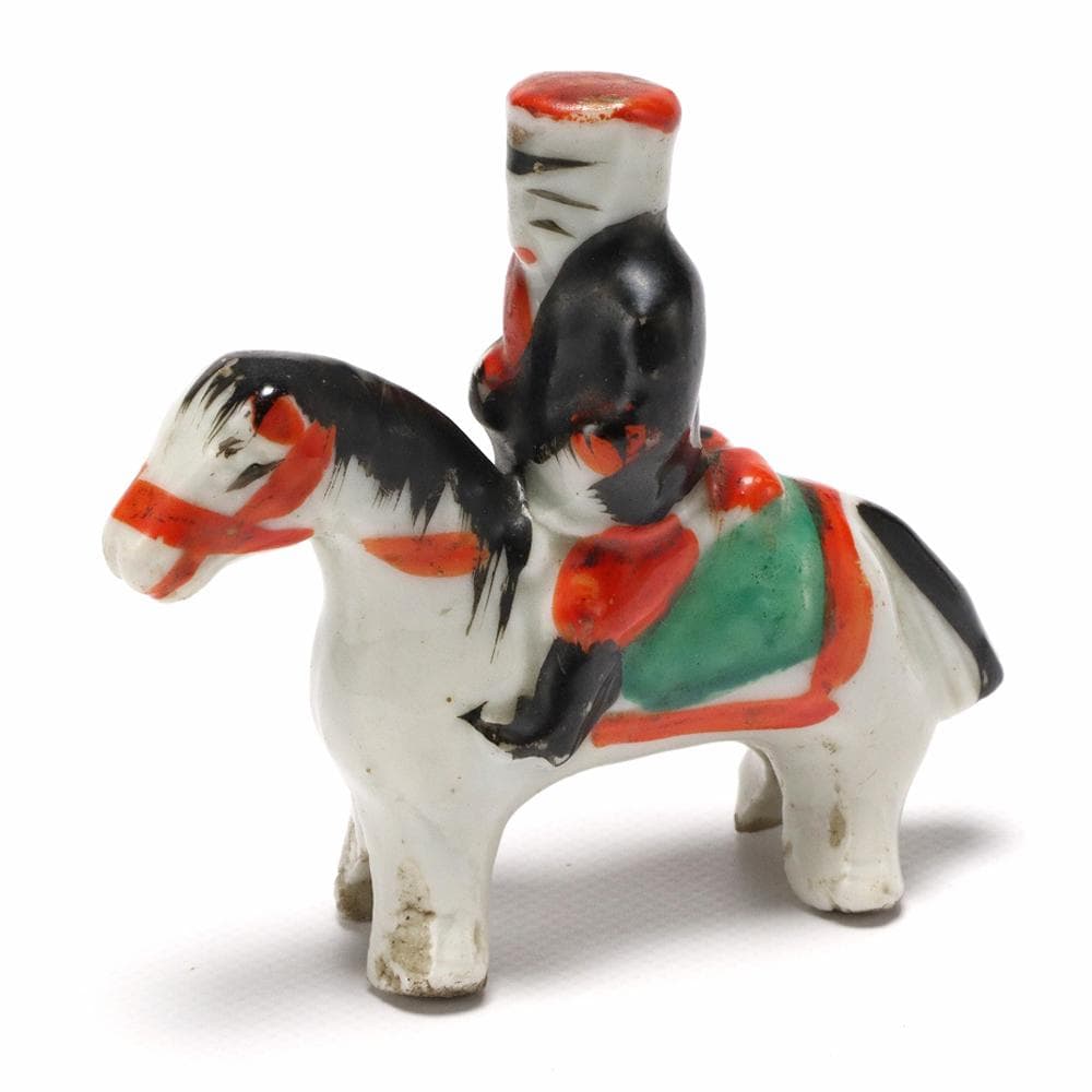 191B 磁器人形 力士 兵隊 女の子 当時物 昭和レトロ 高さ8.5㎝