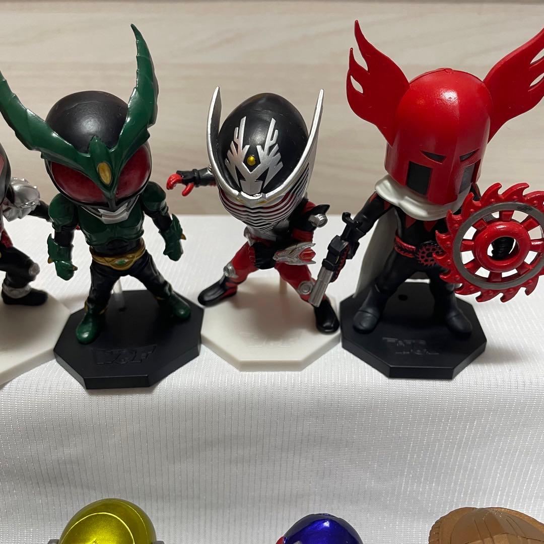 仮面ライダーワールドコレクタブル　24体
