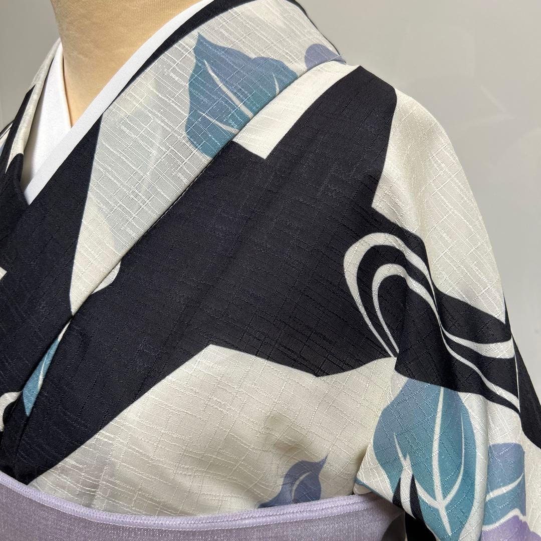 浴衣 ユカタ ゆかた ポリ100% Mサイズ 白✖️黒✖️薄い紫 M