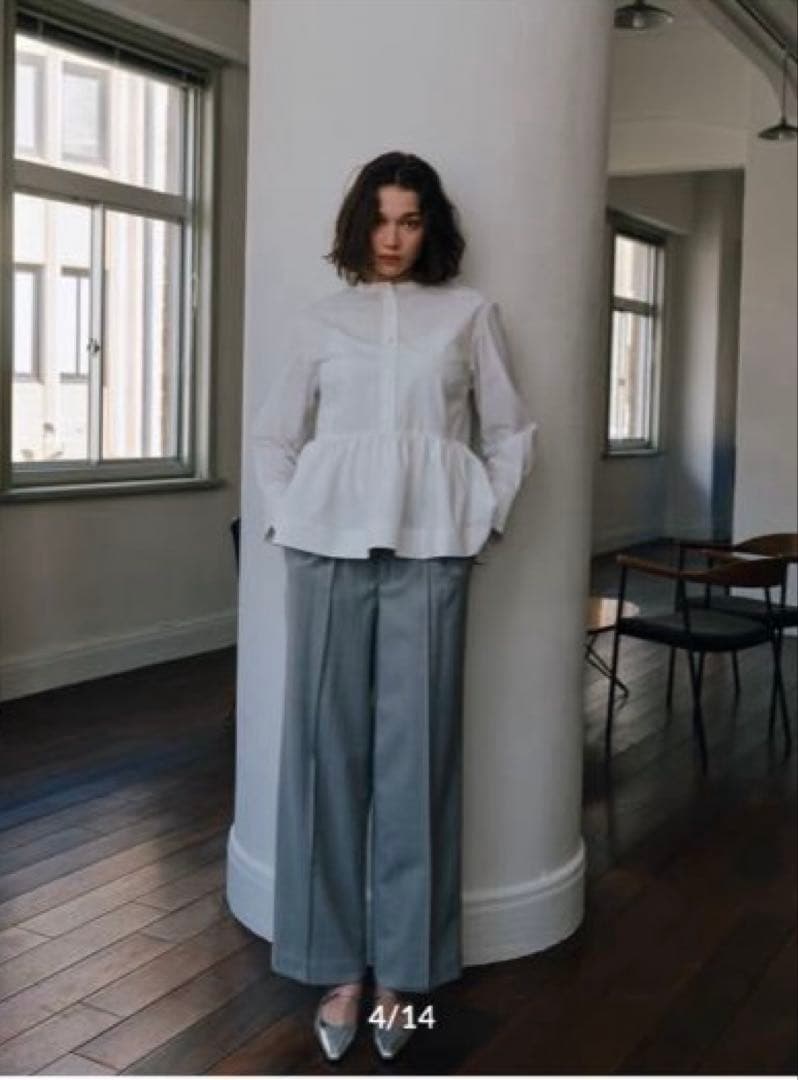 トップス OHGA PEPLUM BLOUSE