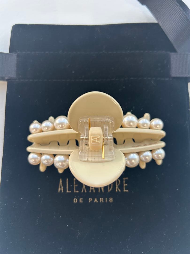 アレクサンドルドゥパリ　M クリップ　パール　ベージュ