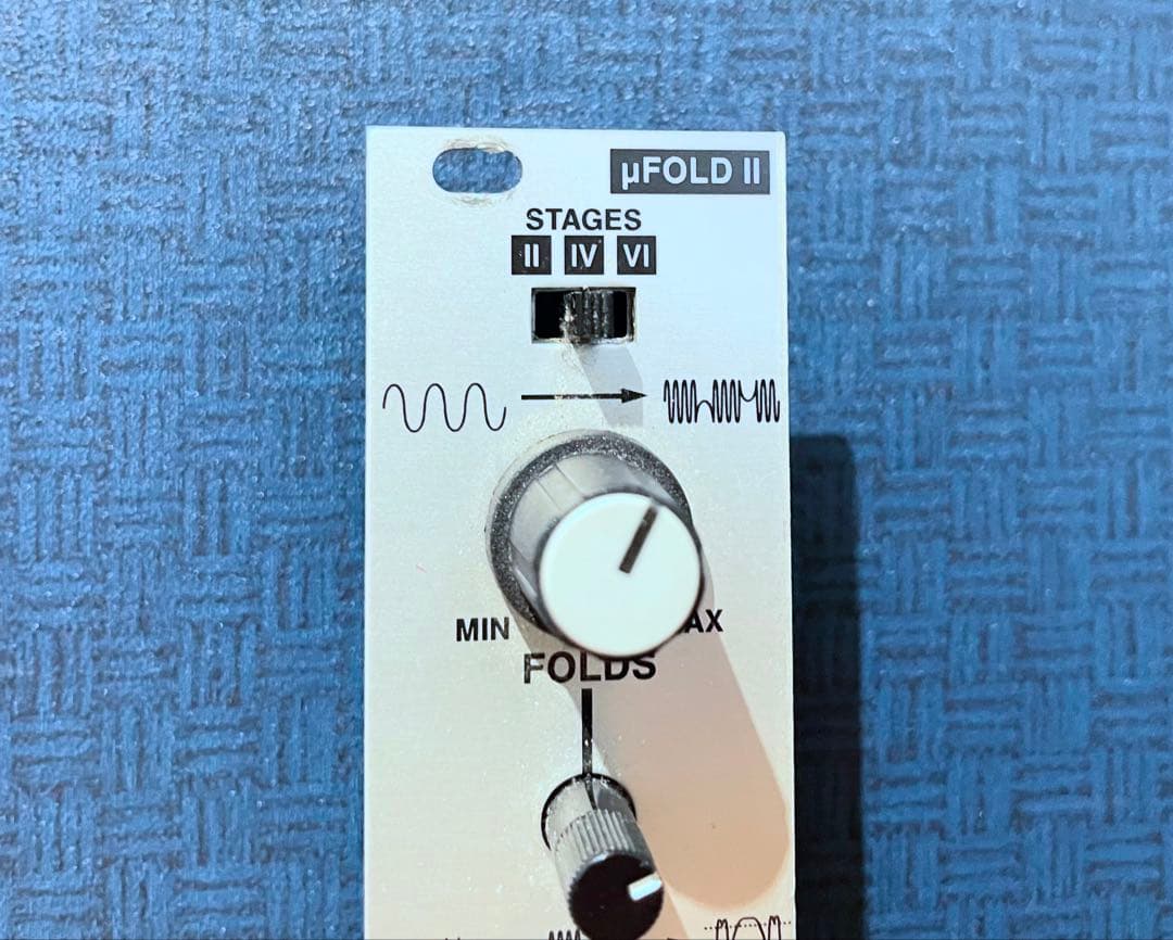 Intellijel uFold II ウェーブフォルダーモジュール