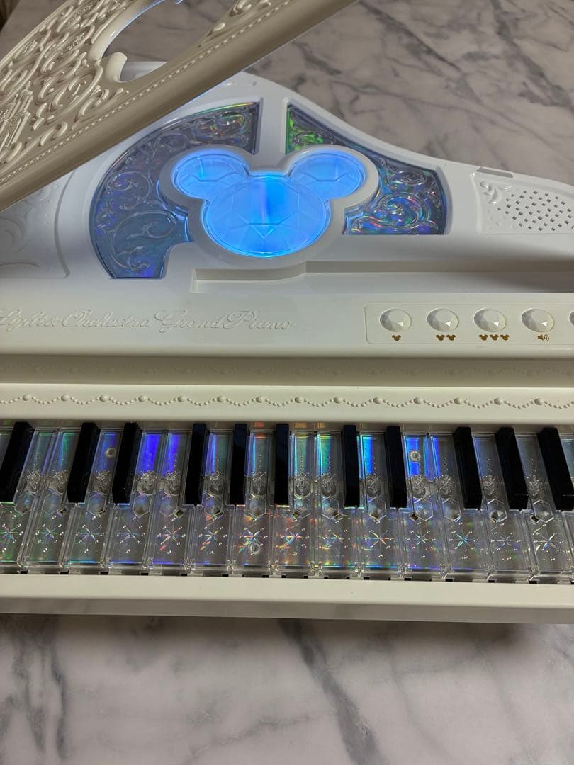 バンダイ　ディズニー　ドリームレッスン ライト&オーケストラグランドピアノ