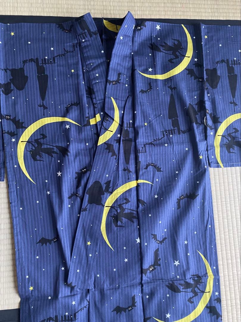 夏のセール10.000→8000円　浴衣　未使用　ネイビー　ハロウィンみたいな柄