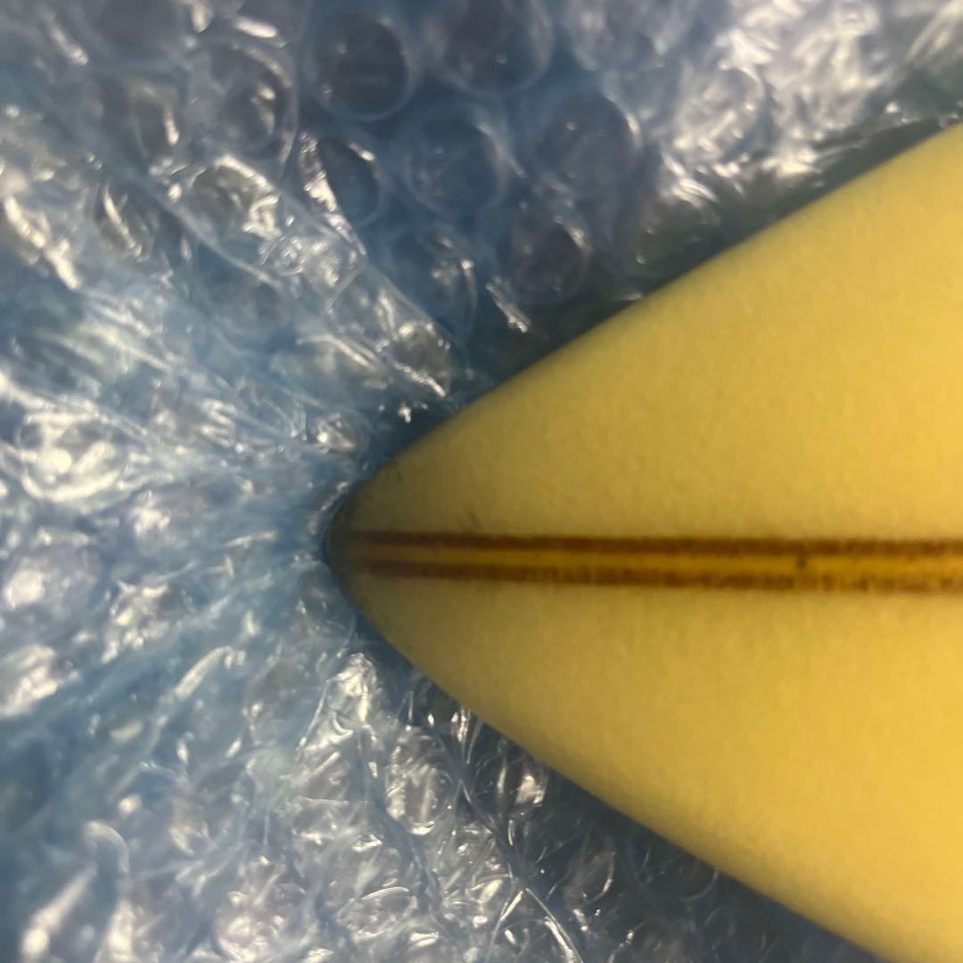 ラスティサーフボードサイズ6.8ぐらい厚み6センチ幅43ぐらいです