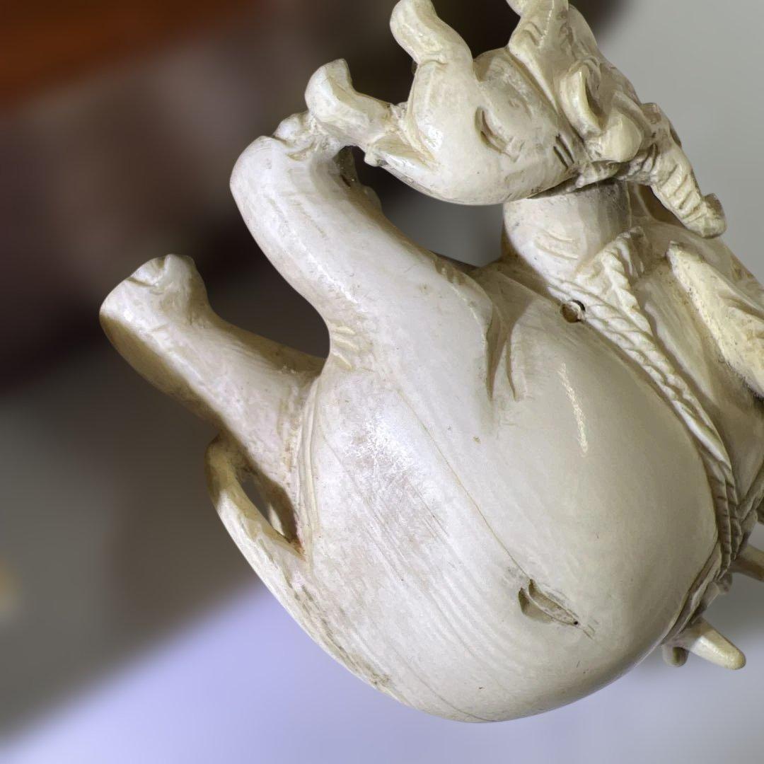 極上　ゾウ　置物　244g 東K8-0202⑥ タサコサ