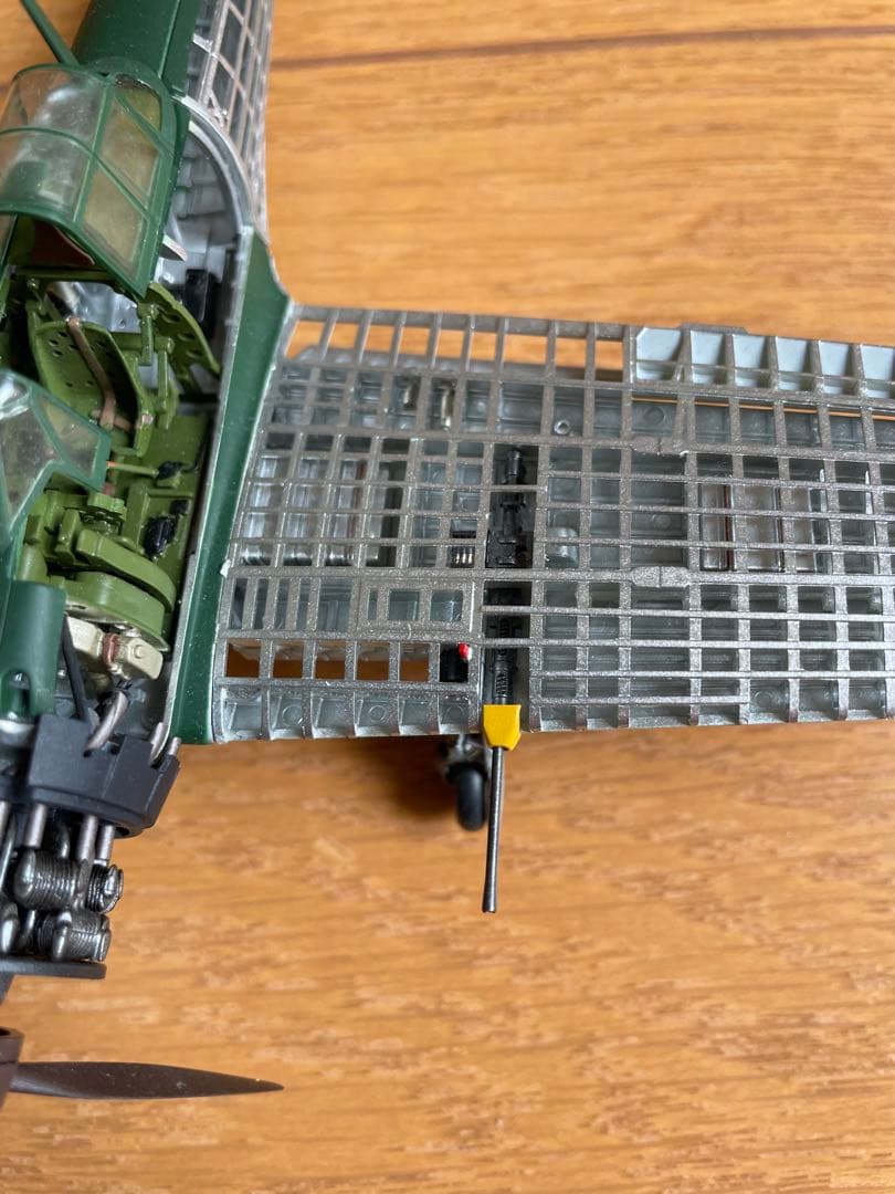 ハセガワ1/48 零戦(半スケルトンver) 帝国海軍戦闘機 プラモデル完成品