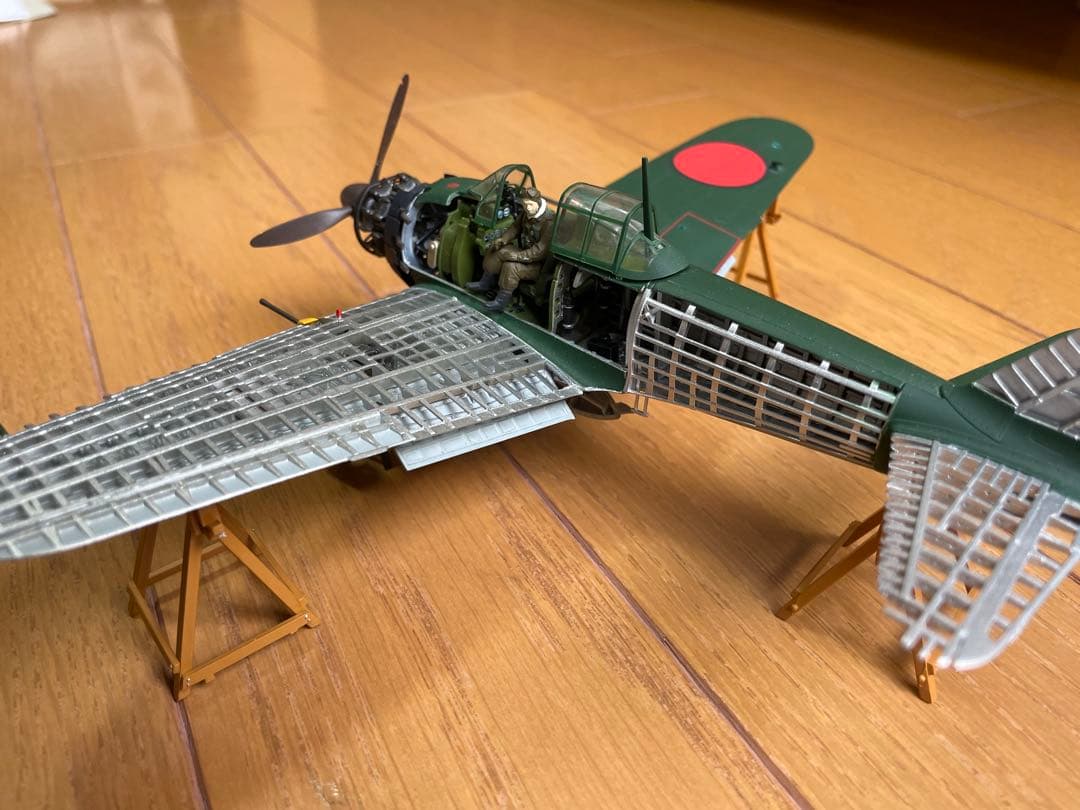 ハセガワ1/48 零戦(半スケルトンver) 帝国海軍戦闘機 プラモデル完成品