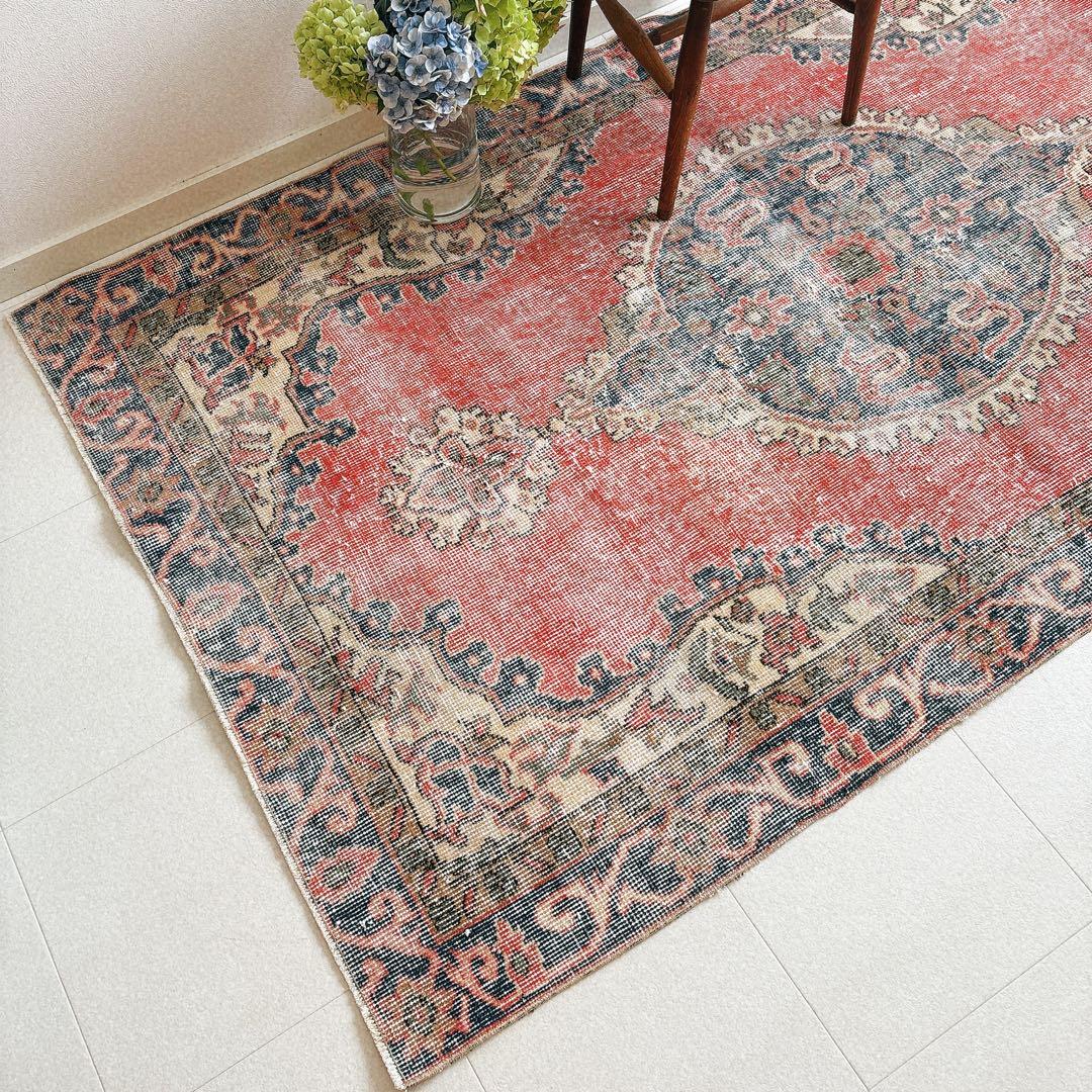 トルコ　ヴィンテージラグ　ピンク　ブルー　メダリオン