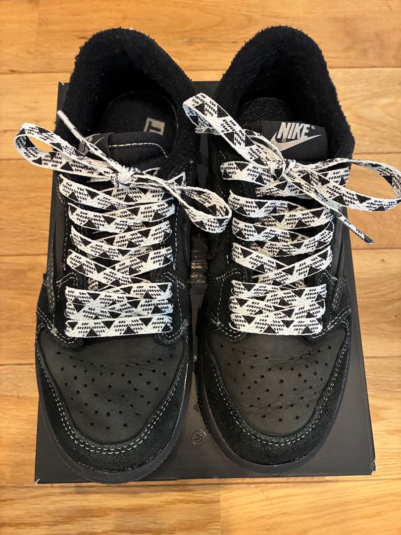 Nike Air Jordan キッズスニーカー ブラック　トラヴィススコット